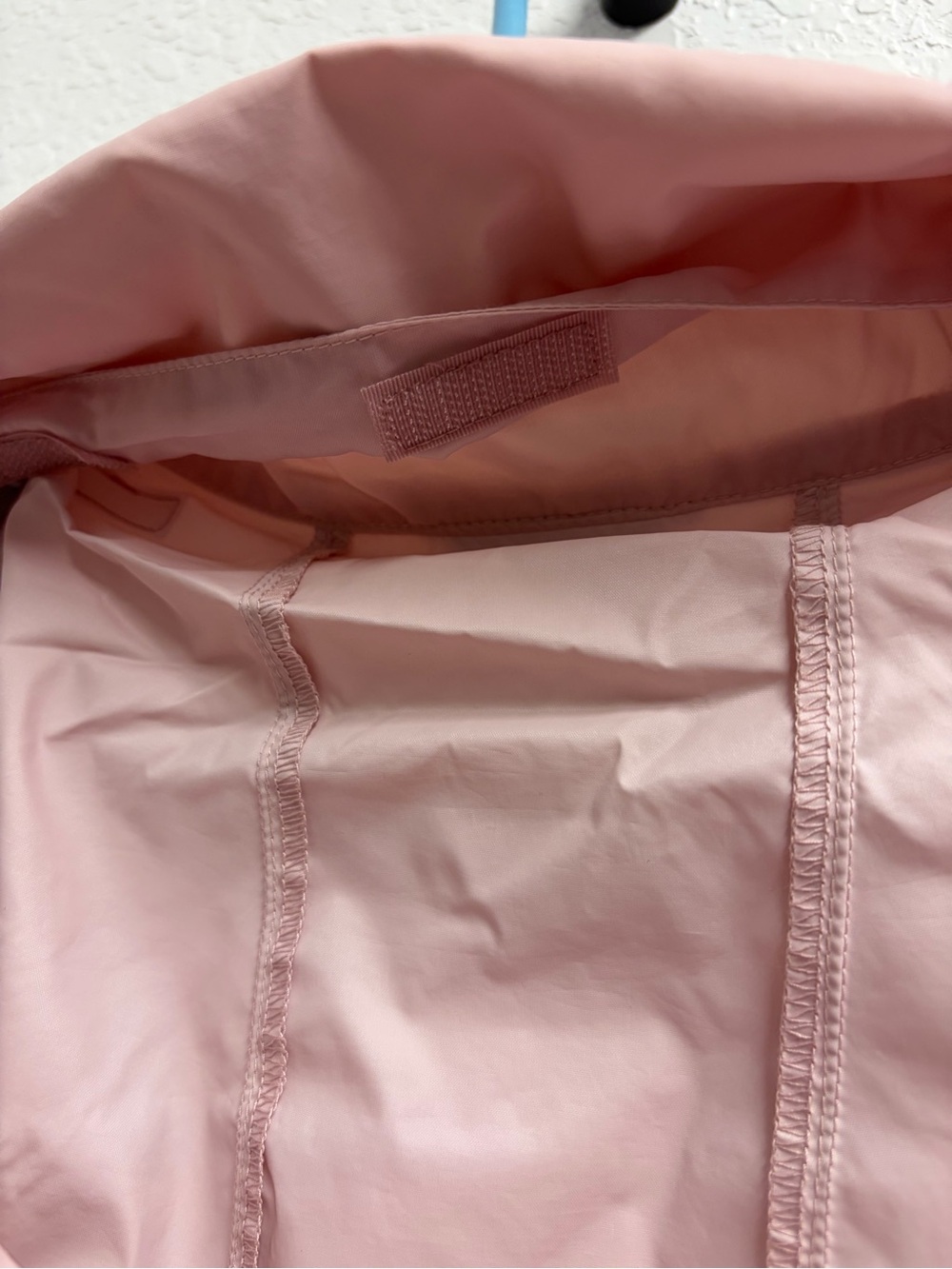 Columbia Women's XS Light Pink Rain Jacket - Picture 6 of 7